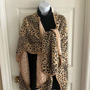 Ann Taylor Animal Print Knit Wrap, One Size, Reversible